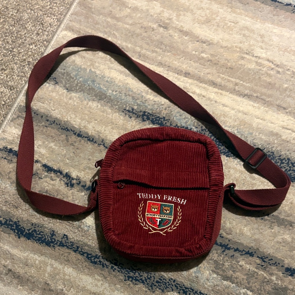 Teddy Fresh 2020 Corduroy Burgundy Crossbody